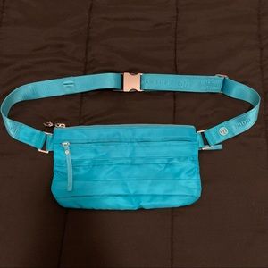 Lululemon travel pooch VII